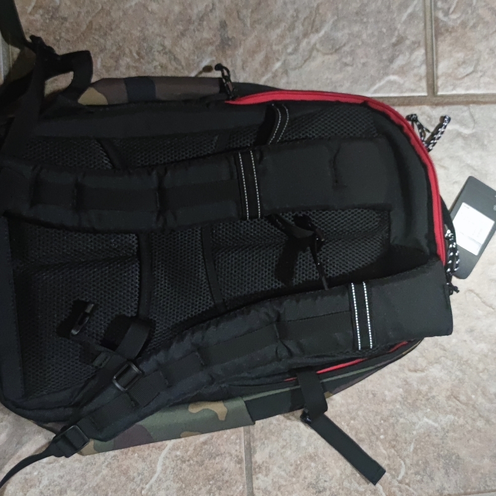 OGIO Camouflage Backpack for Men. New. 22 L - Picture 2 of 4